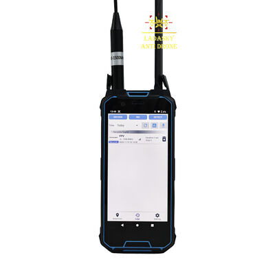 kopen Compacte draagbare drone detectie oplossing tot 3 km bereik Uitgebreide 100-6000MHz analyse UAV identificatie & live tracking Perfect voor openbare veiligheidseenheden online vervaardiging