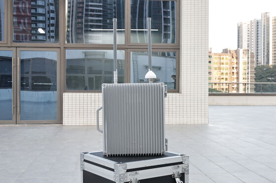 kopen 13-22 Frequentiebanden Langbereik Drone Spoofer met 5km-20km aanpasbaar bereik en IP65 waterdicht GNSS-misleidingsapparaat voor anti-dronesystemen online vervaardiging